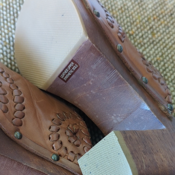 Brown Leather Clogs - Picture 5 of 5